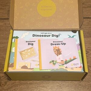 KiwiCo Dinosaur Dig and Dress-Up Kit